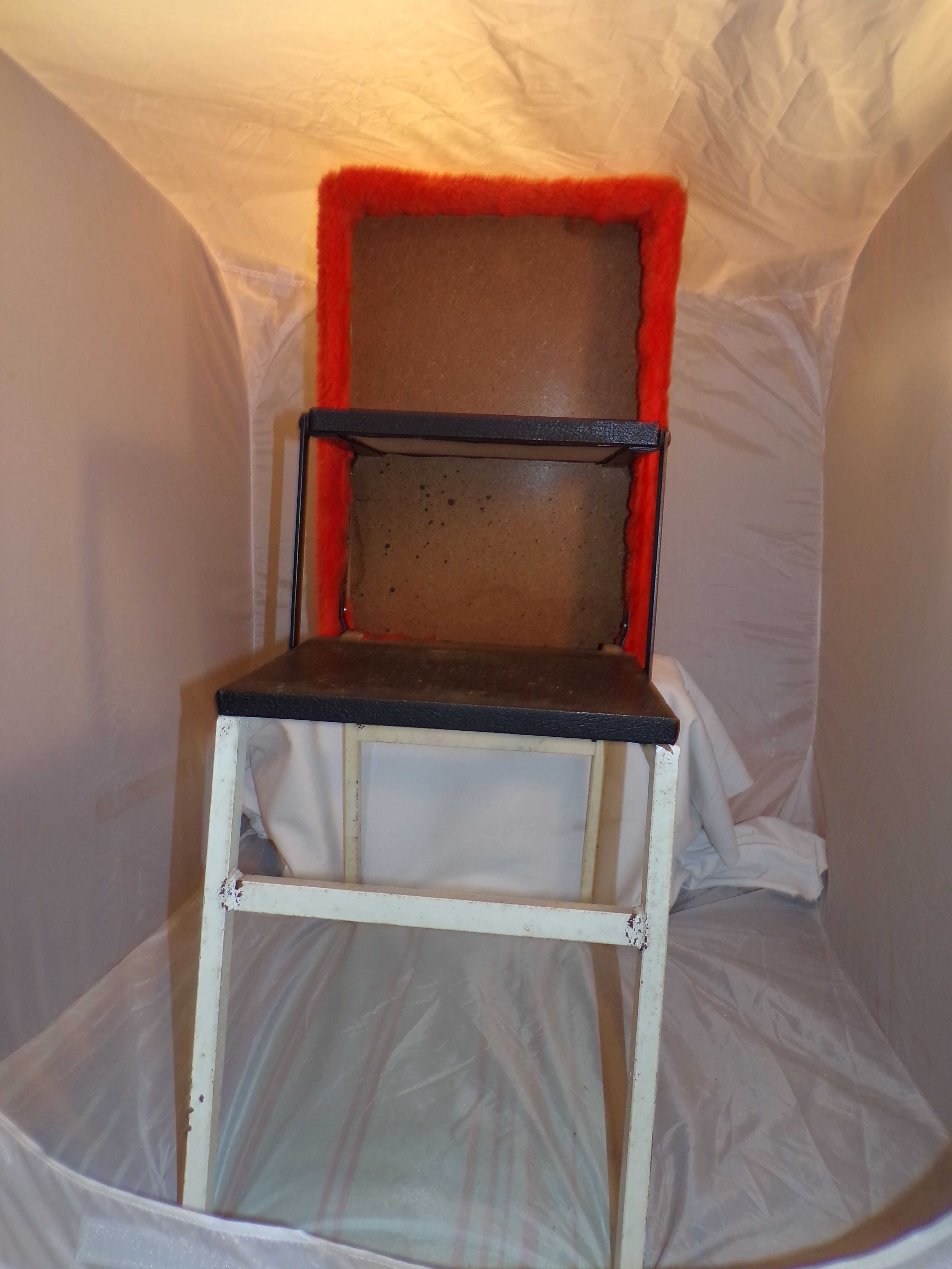 Foldable stepladder in small bench