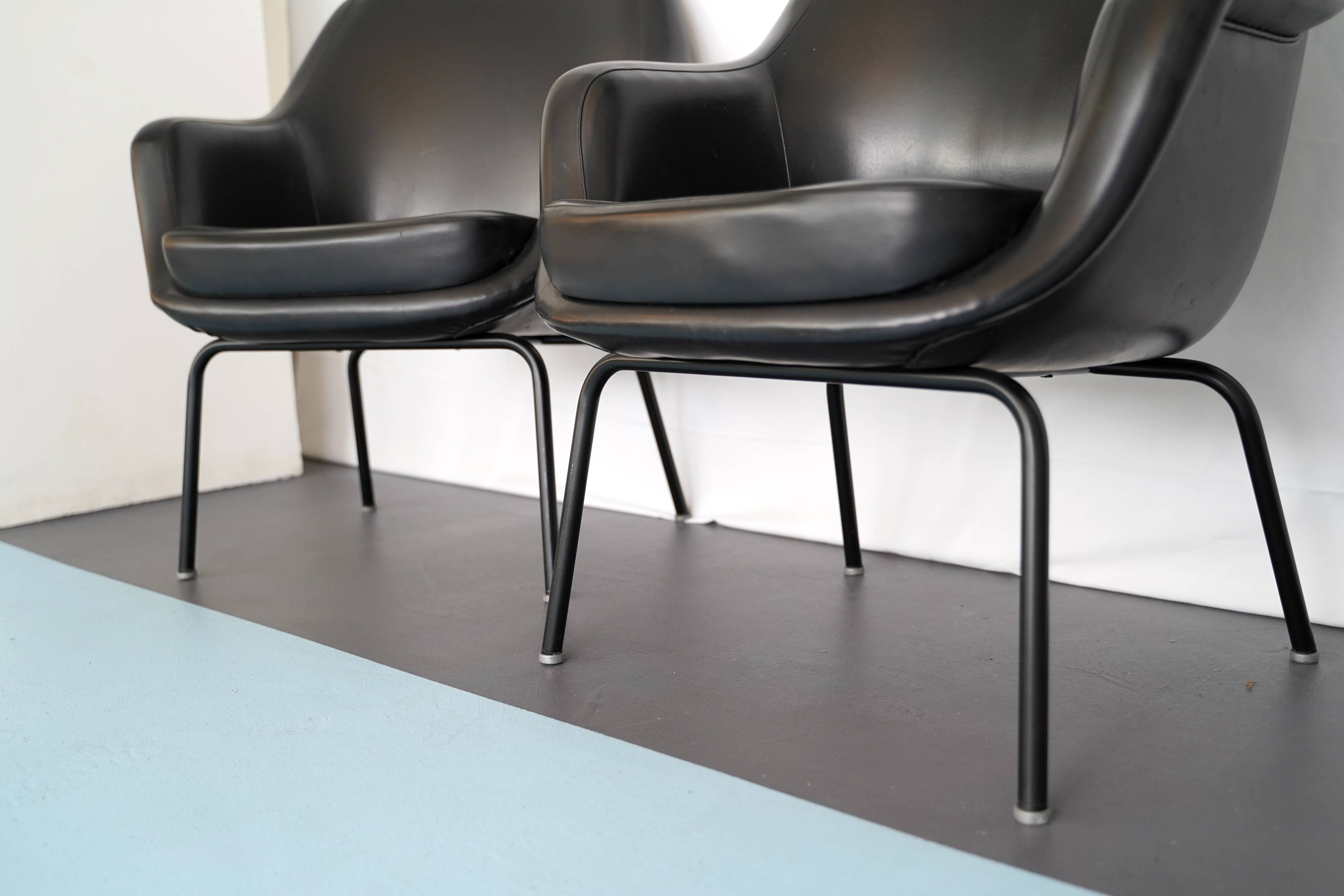 Pair of Olli Mannermaa Armchairs by Cassina, Italy, 1960s