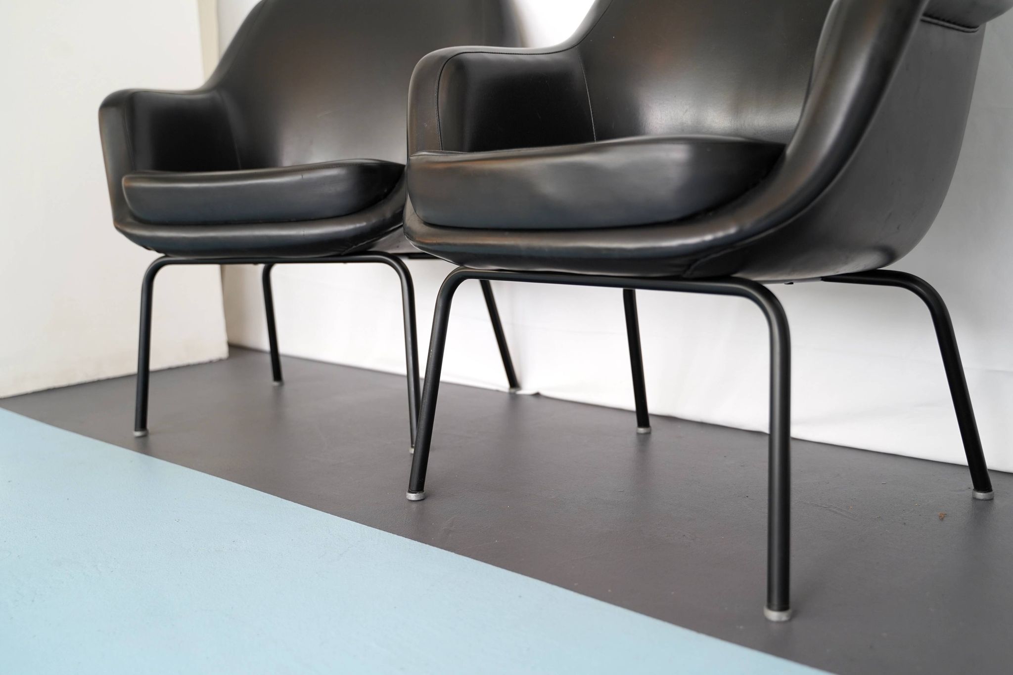 Pair of Olli Mannermaa Armchairs by Cassina, Italy, 1960s