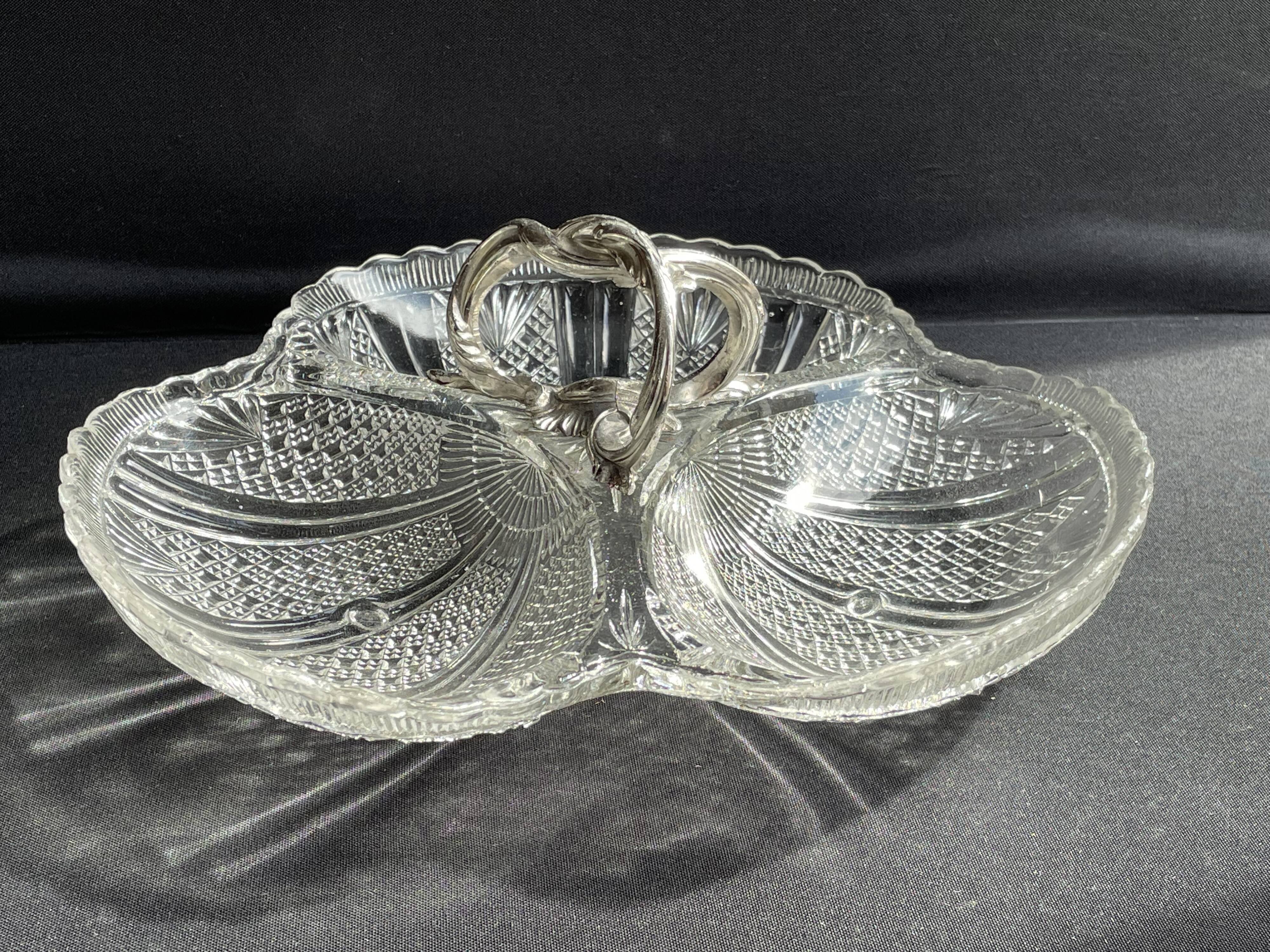 Dish called Art Nouveau beggar