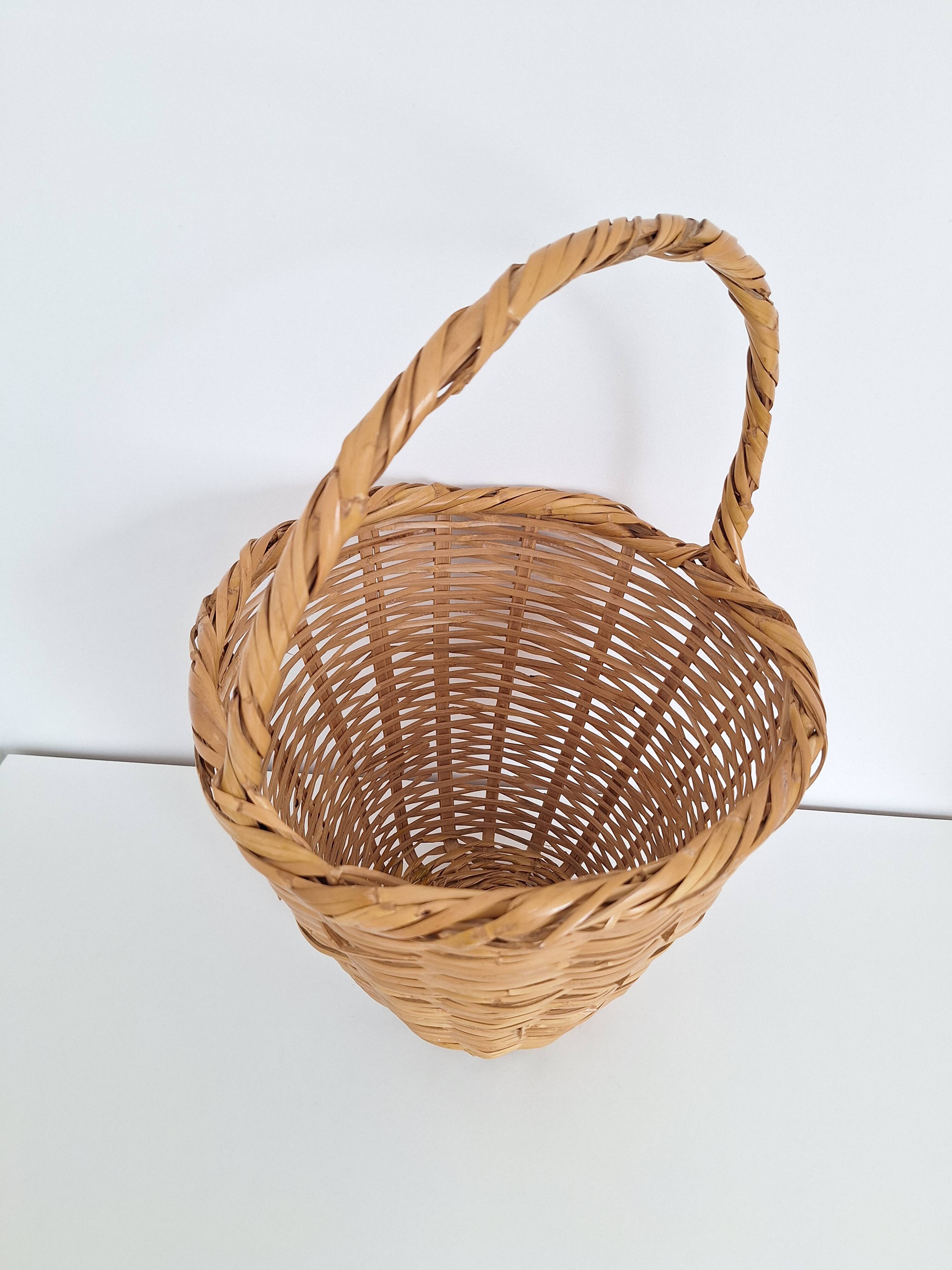 Provencal wicker basket