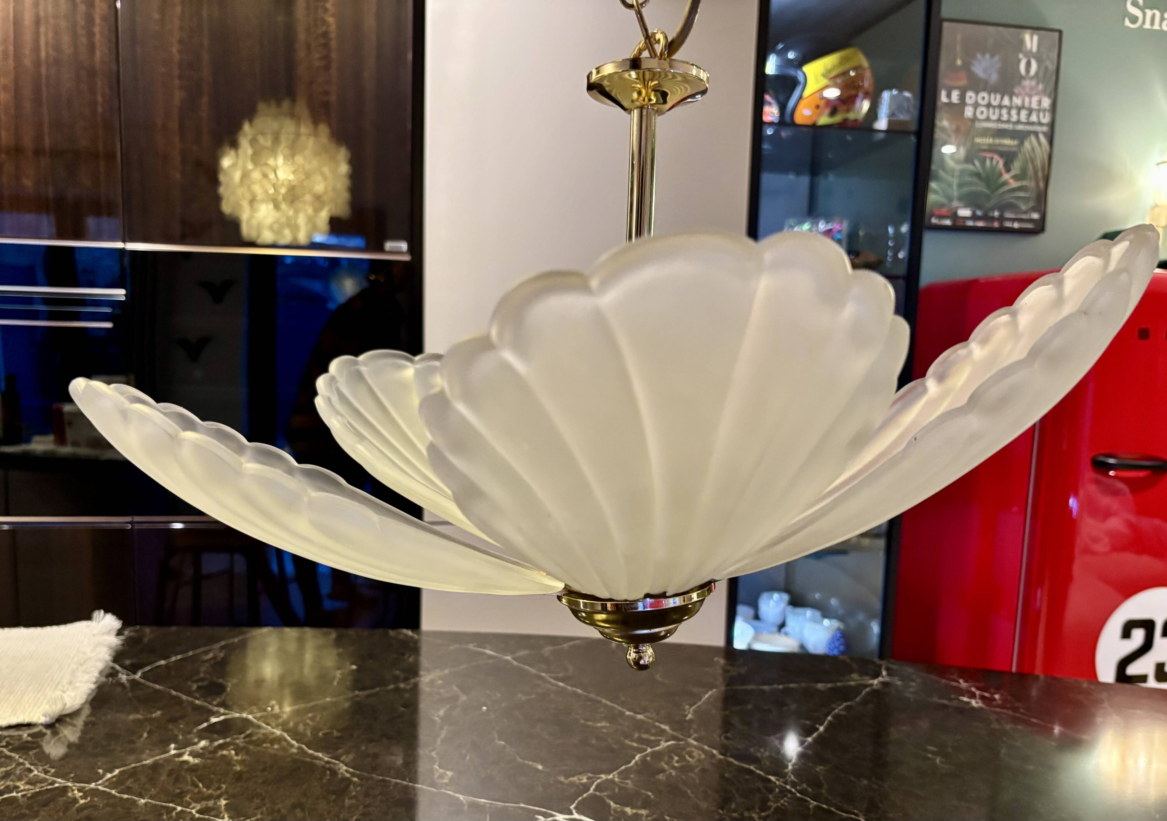 Murano shell lustre