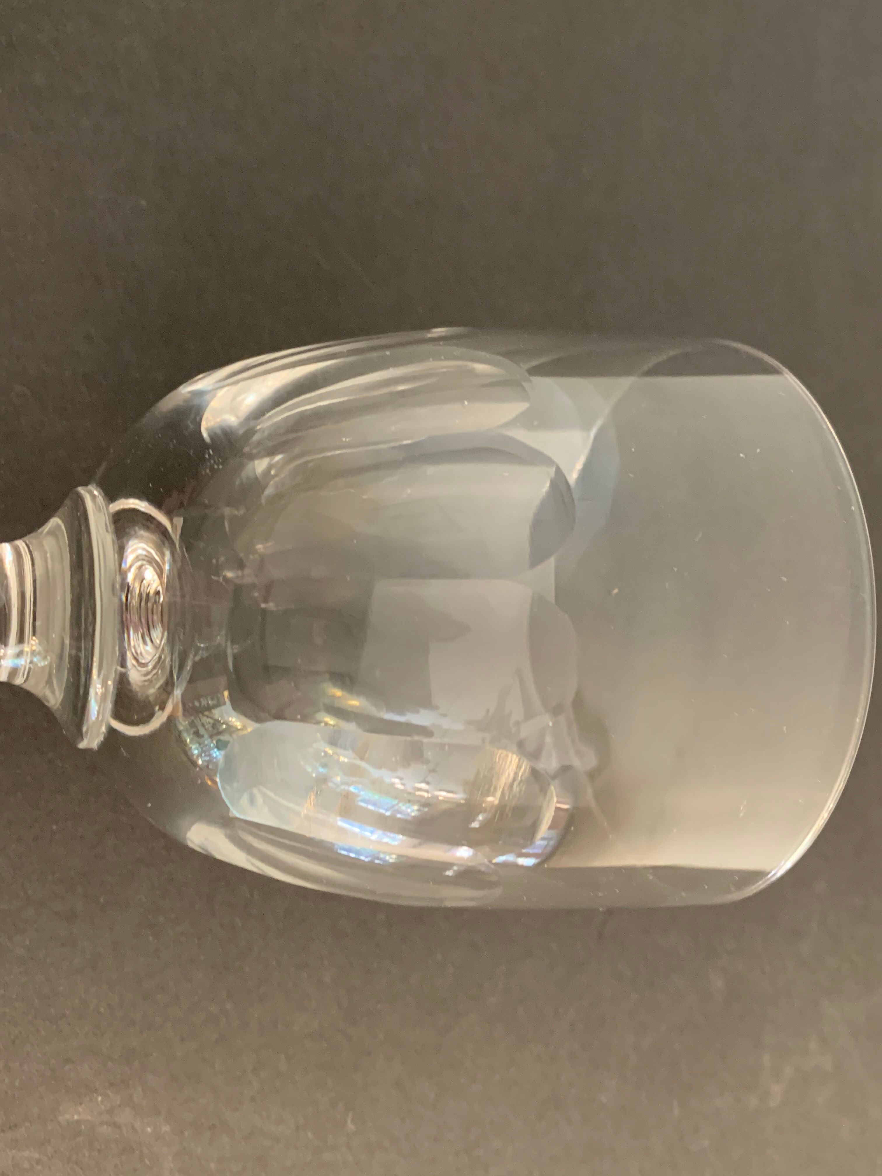 Lot of 8 old glass walking glasses of 2 different sizes