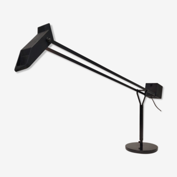 Fase desk lamp