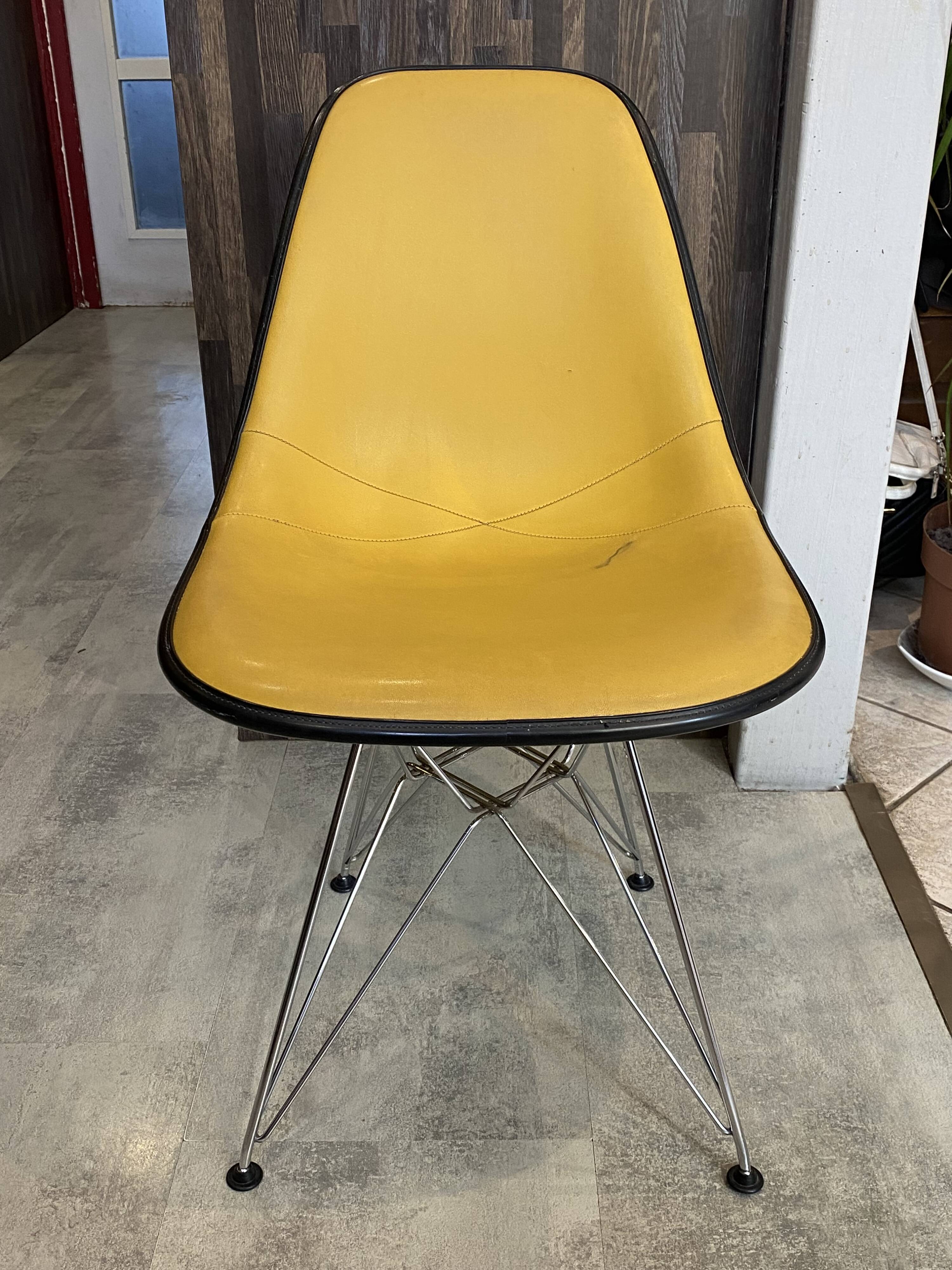 Fibreglass chair skai vinyl DSR Eiffel yellow Eames Herman Miller