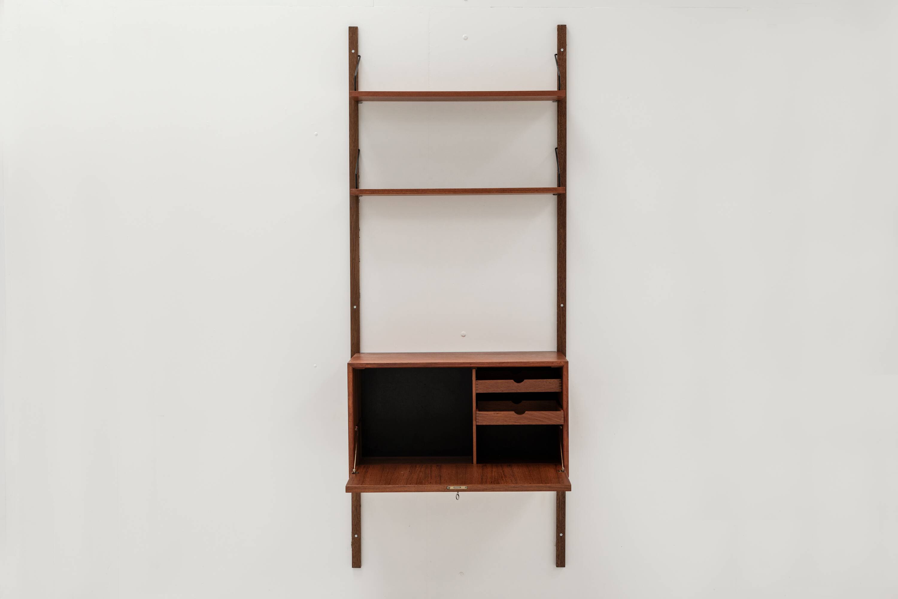 Wall unit by Poul Cadovius