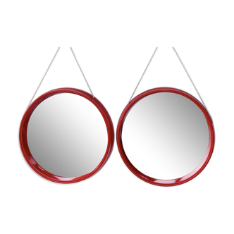 Paire de miroirs ronds vintage en plastique rouge