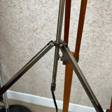 Retro tripod floor lamp with lampshade