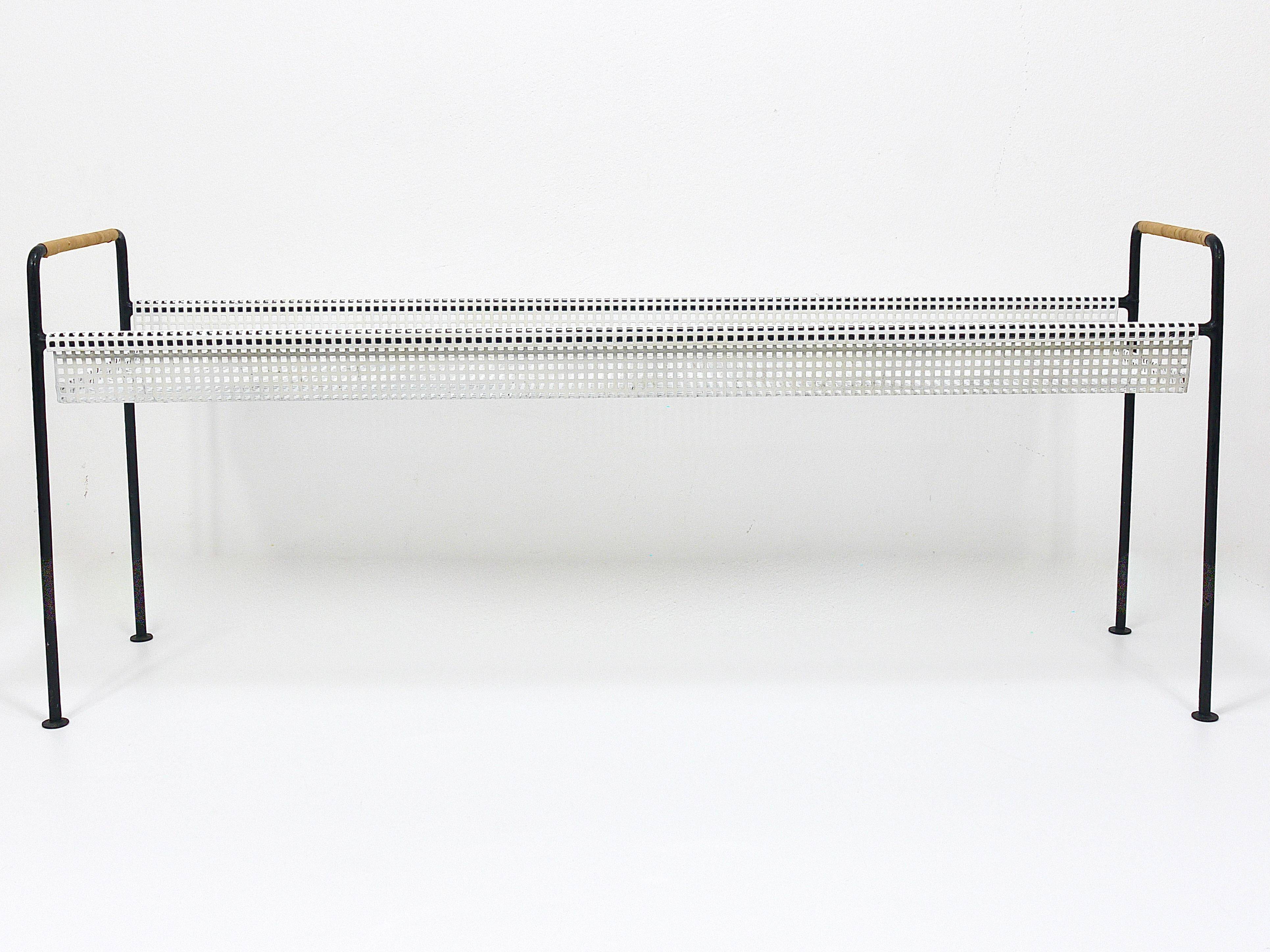 Carl Aubock Jardinière, table ou banc pour plantes, bac à fleurs, fer et osier