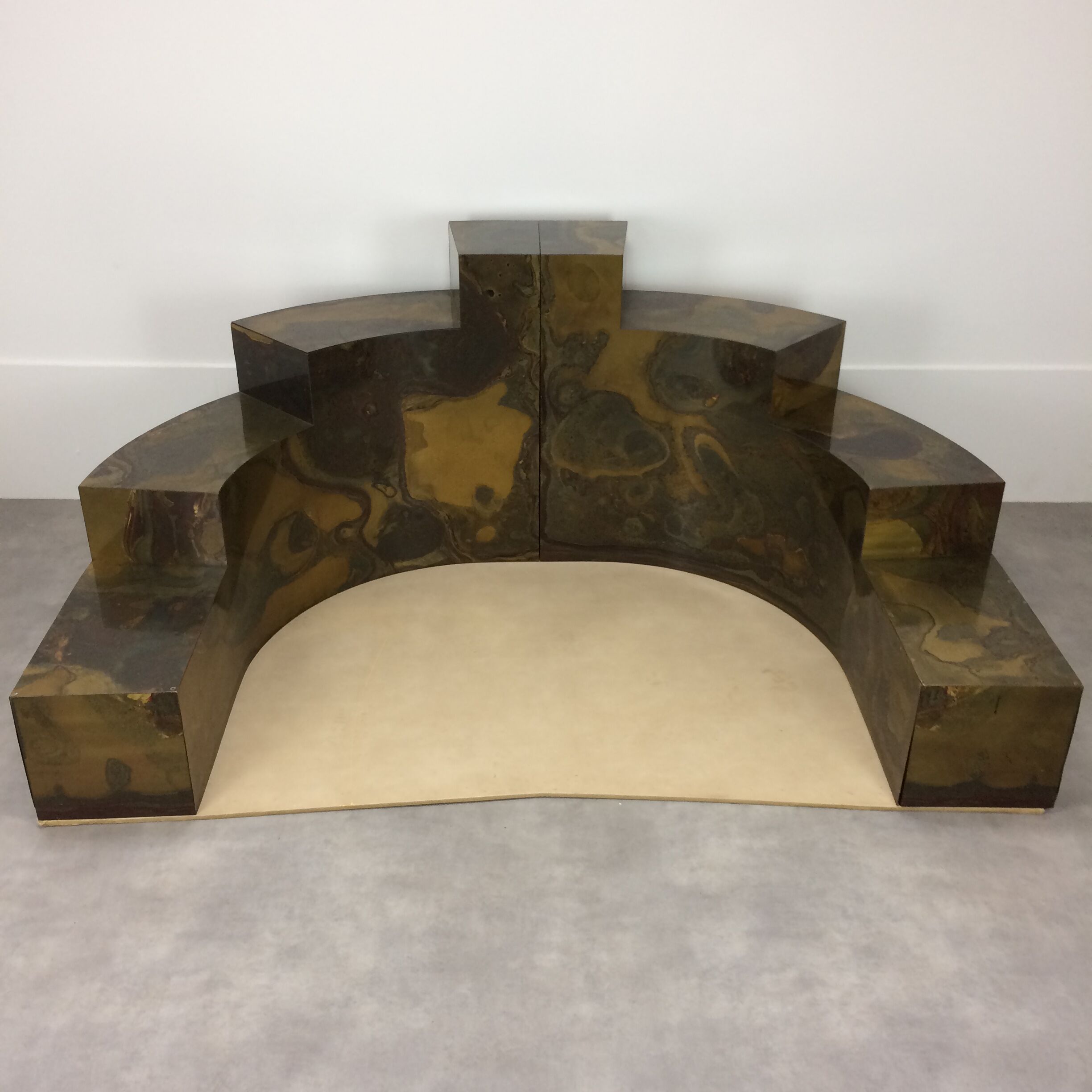 Sculptural brass sofa 70s