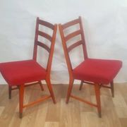 Lot de 4 chaises de salle à manger en teck – Fin XXe siècle