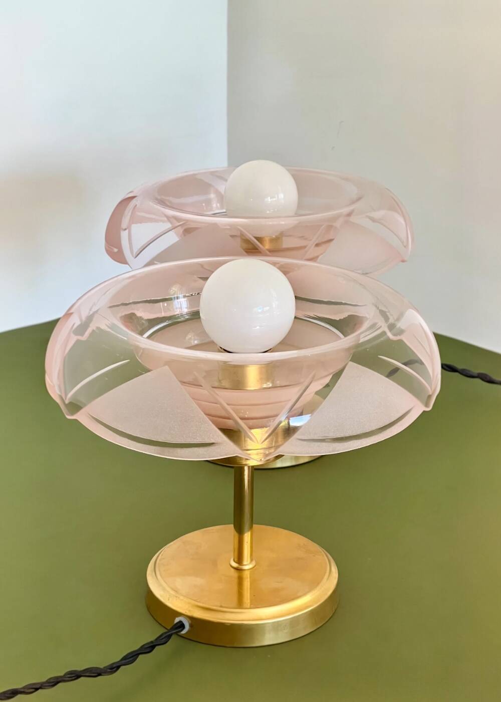 Pair of Art Deco bedside lamps in brass and etched glass