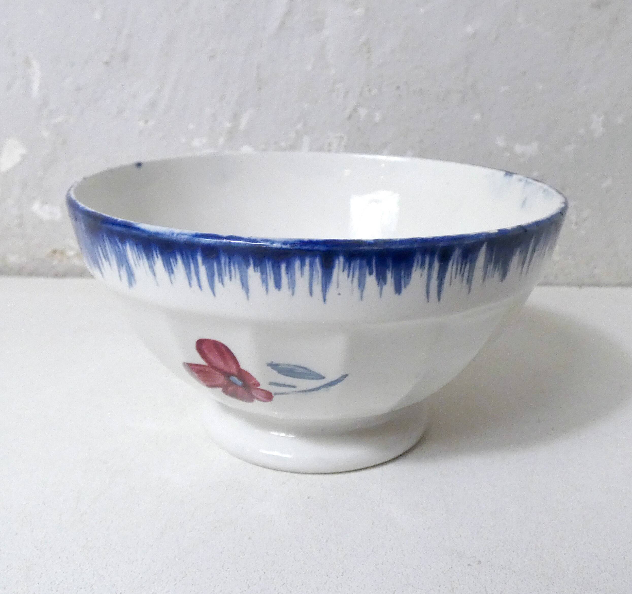 old small Digoin Mary Lou bowl