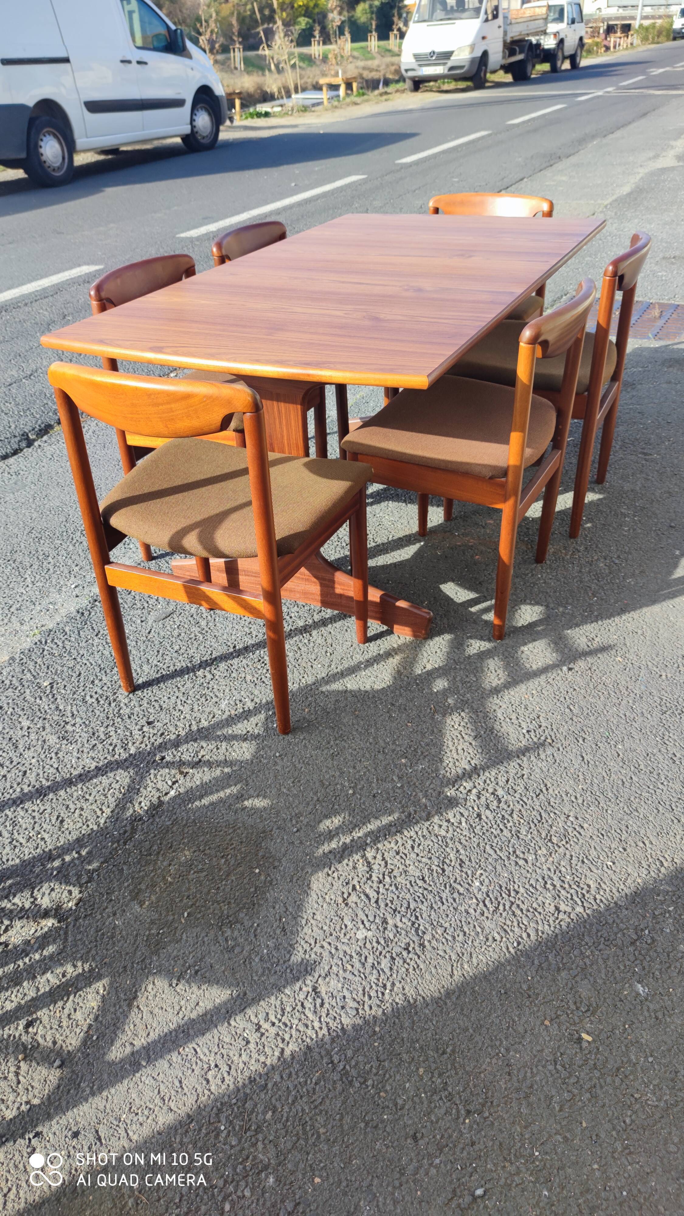 Teak extendable center table, circa 1960