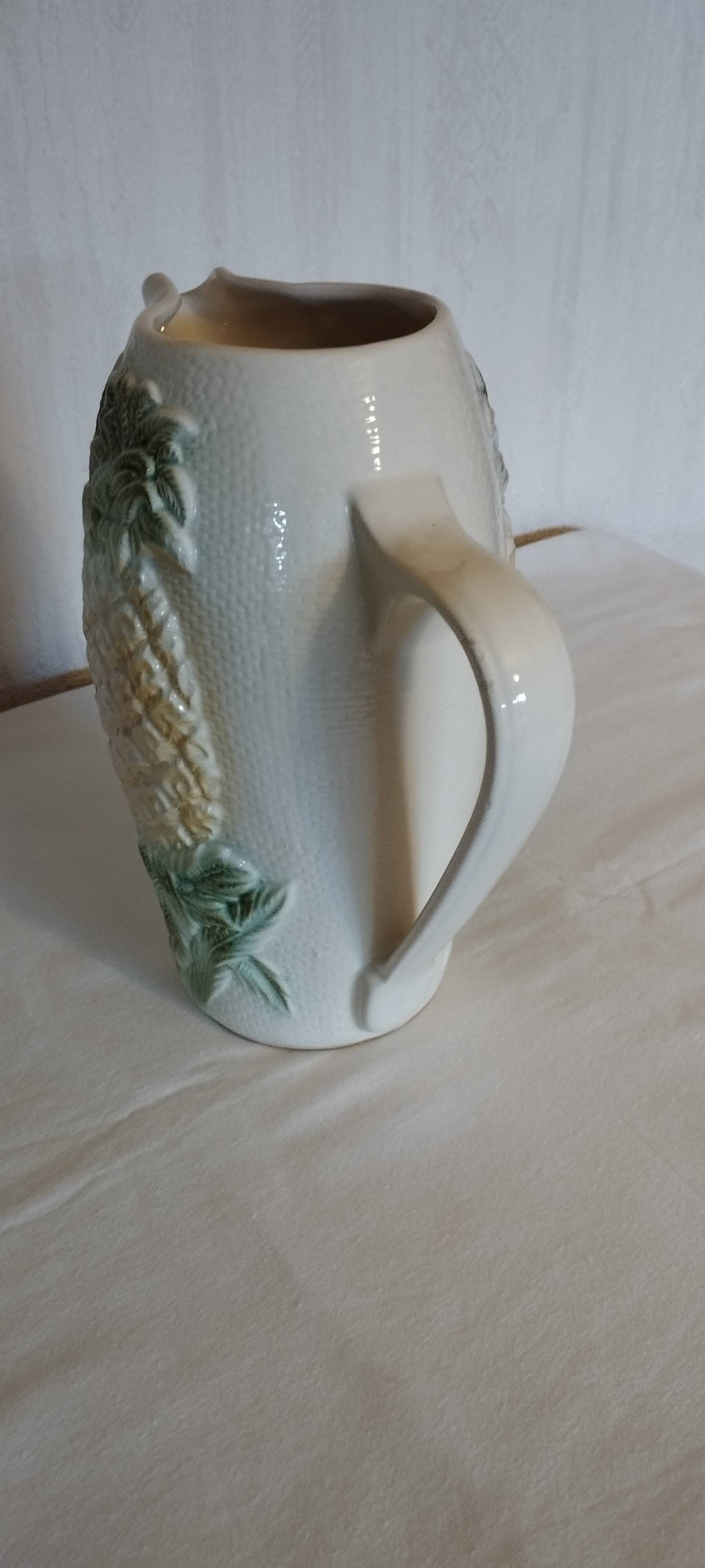Sarreguemines earthenware jug in Pineapple shape