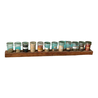 Laboratory spice glass jars and wood support