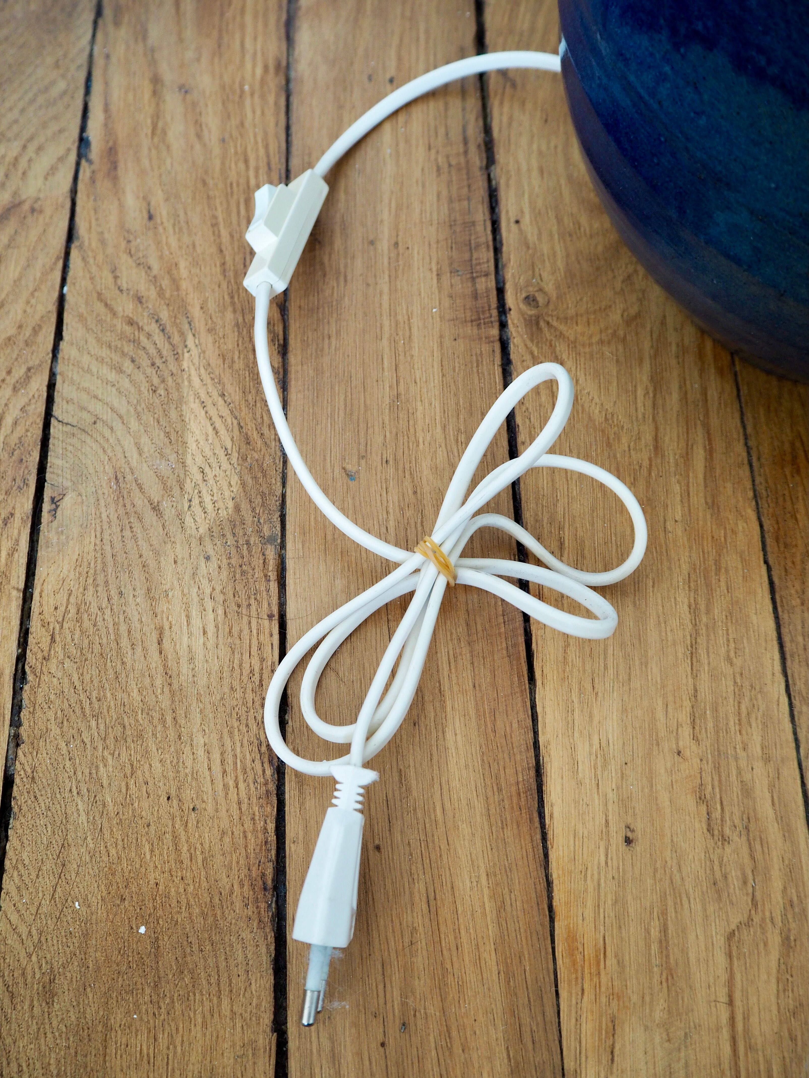 Blue sandstone lamp foot signed La Borne