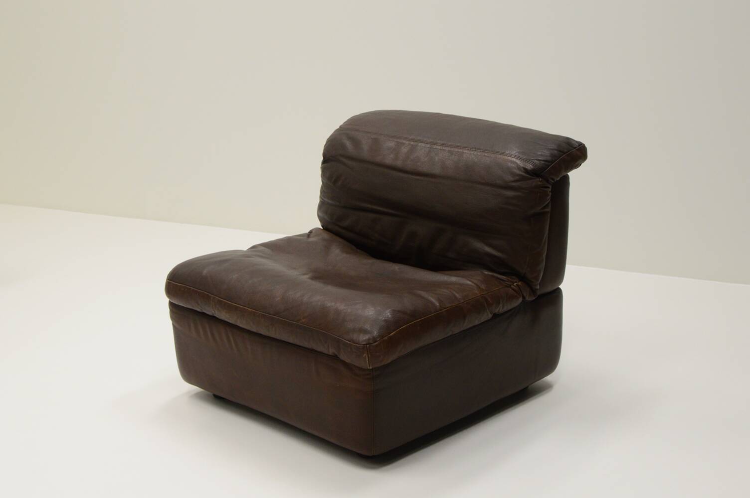 Large modular leather sofa by Rolf Benz, Germany 1970s.