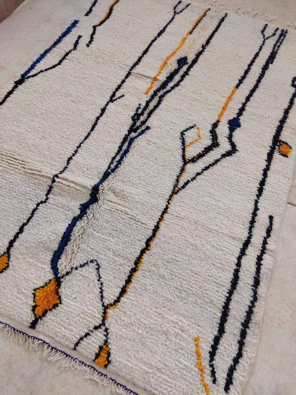 Handmade Moroccan Berber rug 202 X 147 CM
