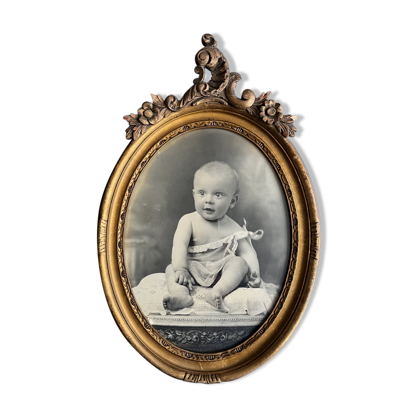 Carved and gilded wooden frame