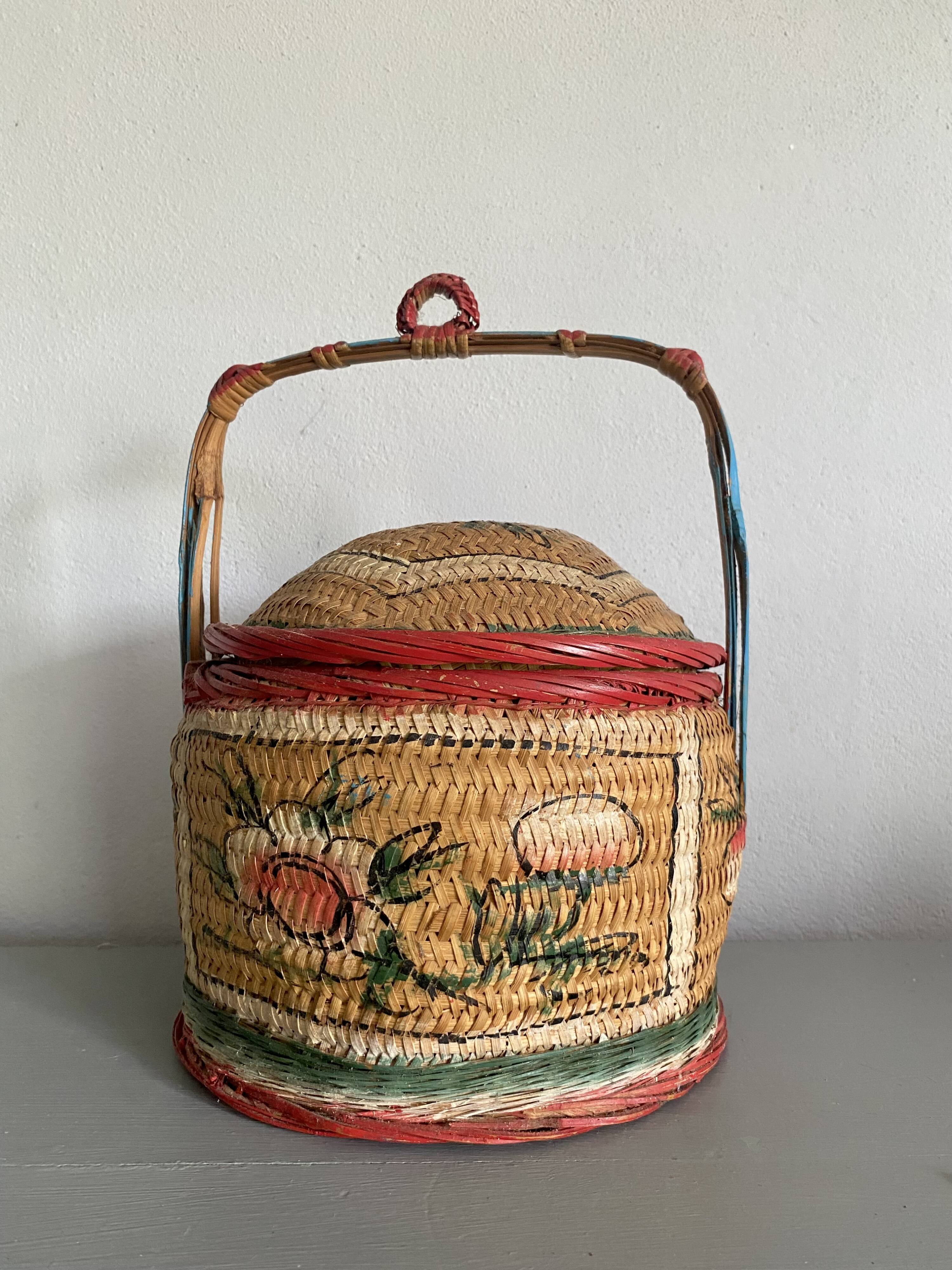 Straw basket, painted decoration, Indonesia