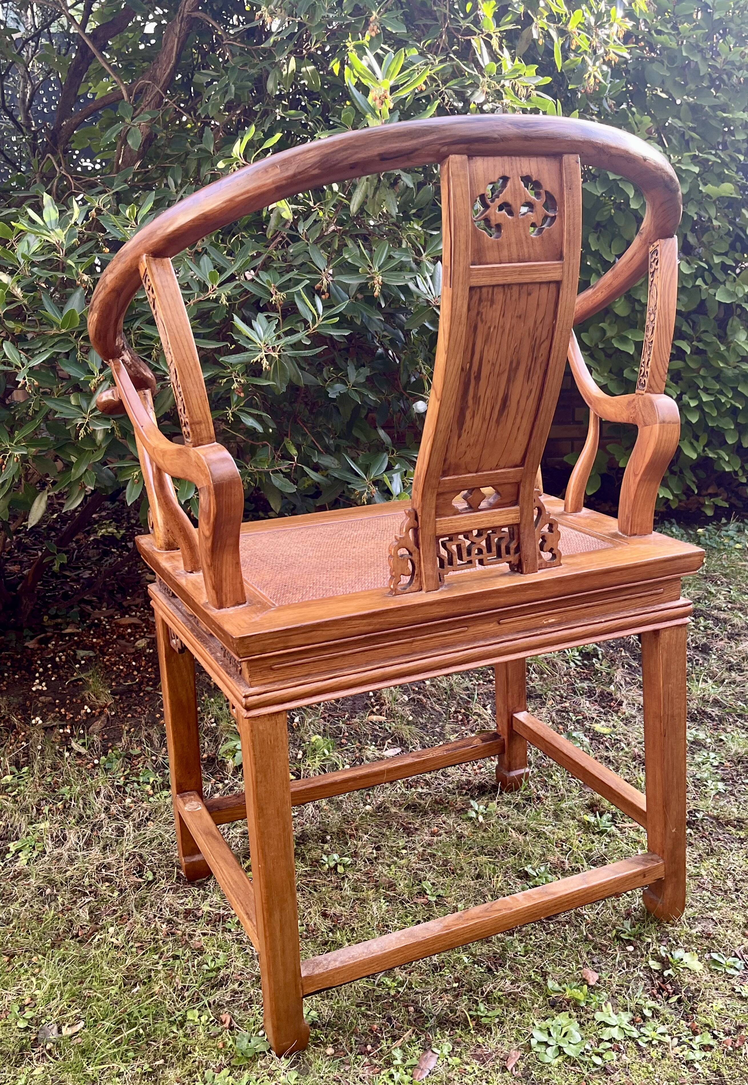 Chinese armchair - horseshoe - Very good condition