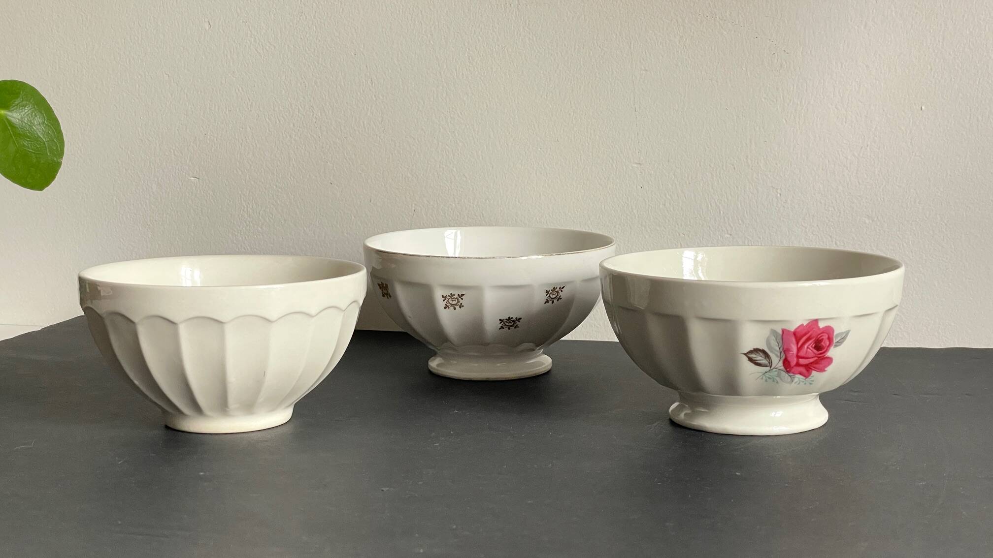 BOWLS Ceramic Pink and Gold VINTAGE