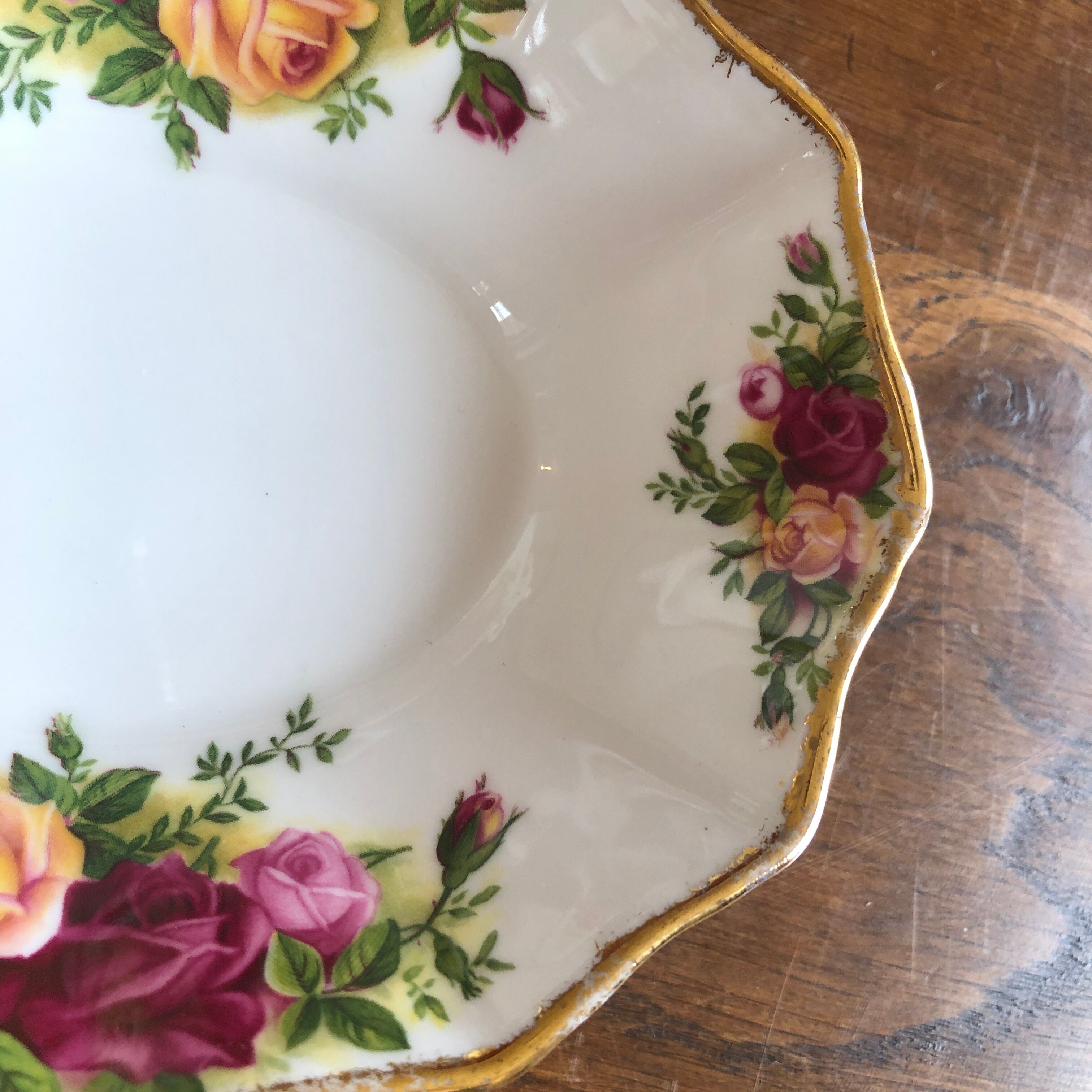 Floral porcelain cup