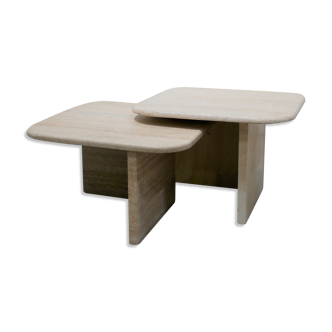 Série de 2 tables basses en travertin