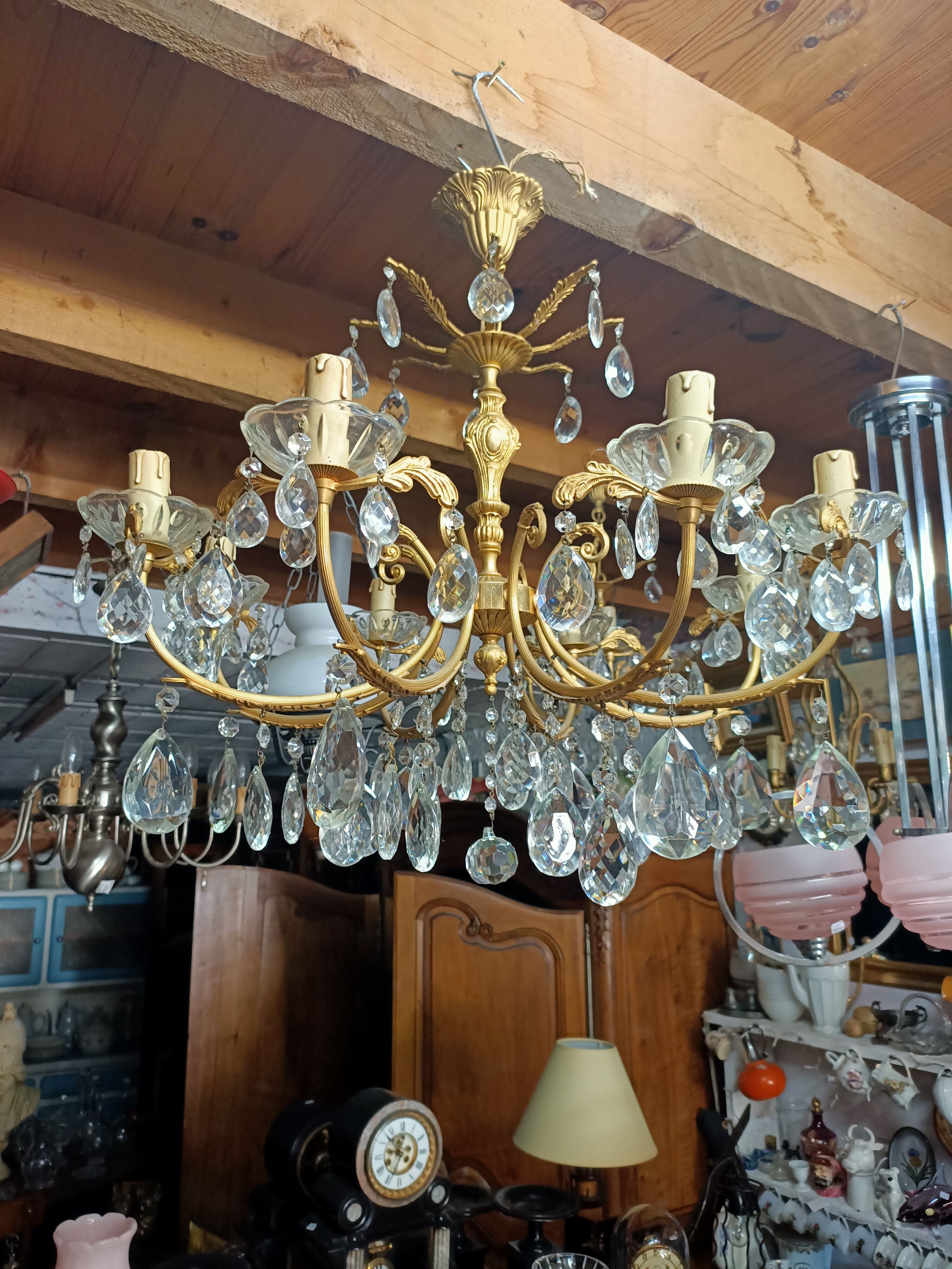 Grape variety chandelier