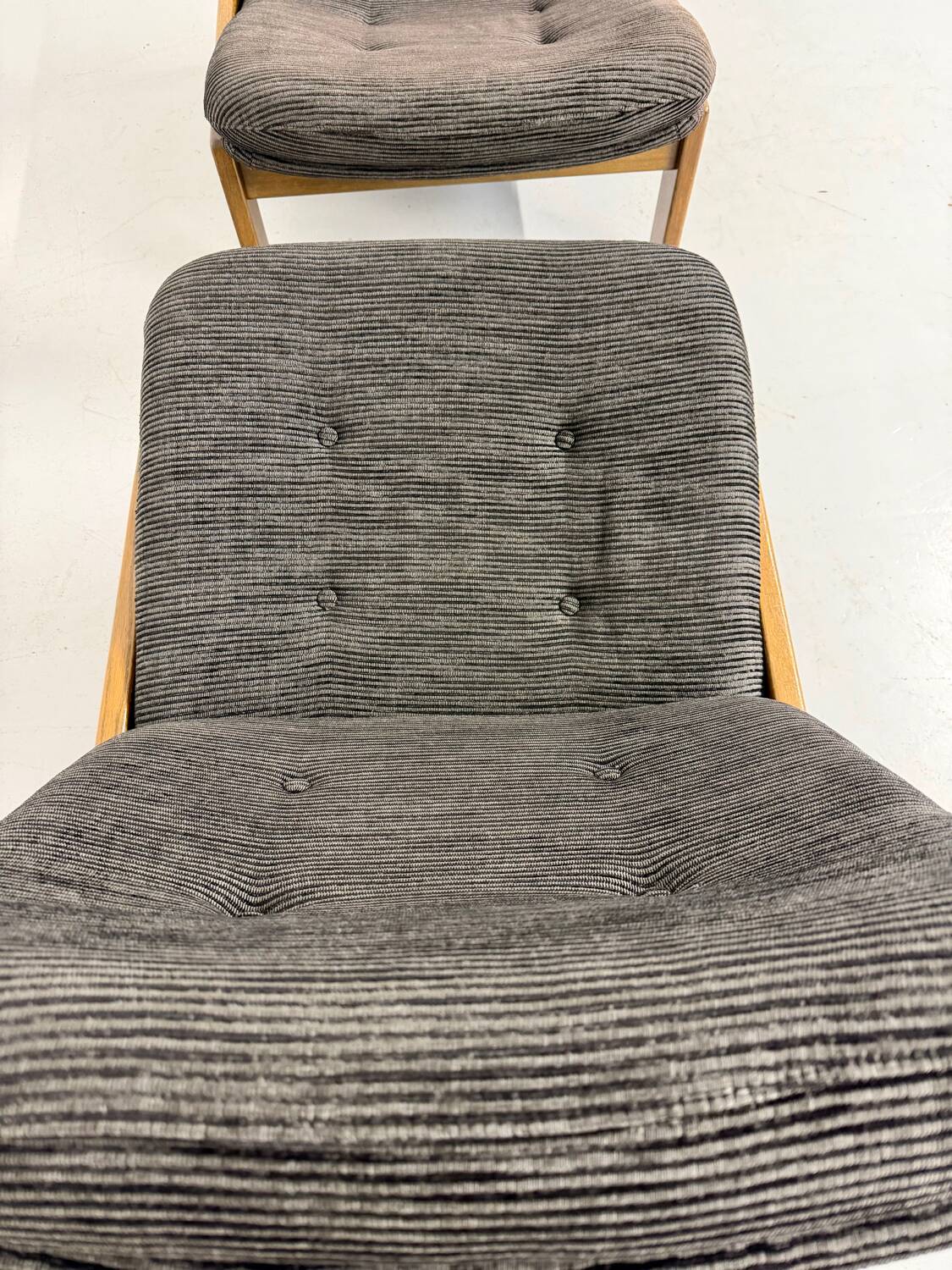 Lot of 2 adjustable wooden fabric chairs, Scandinavian design, vintage 1970s.