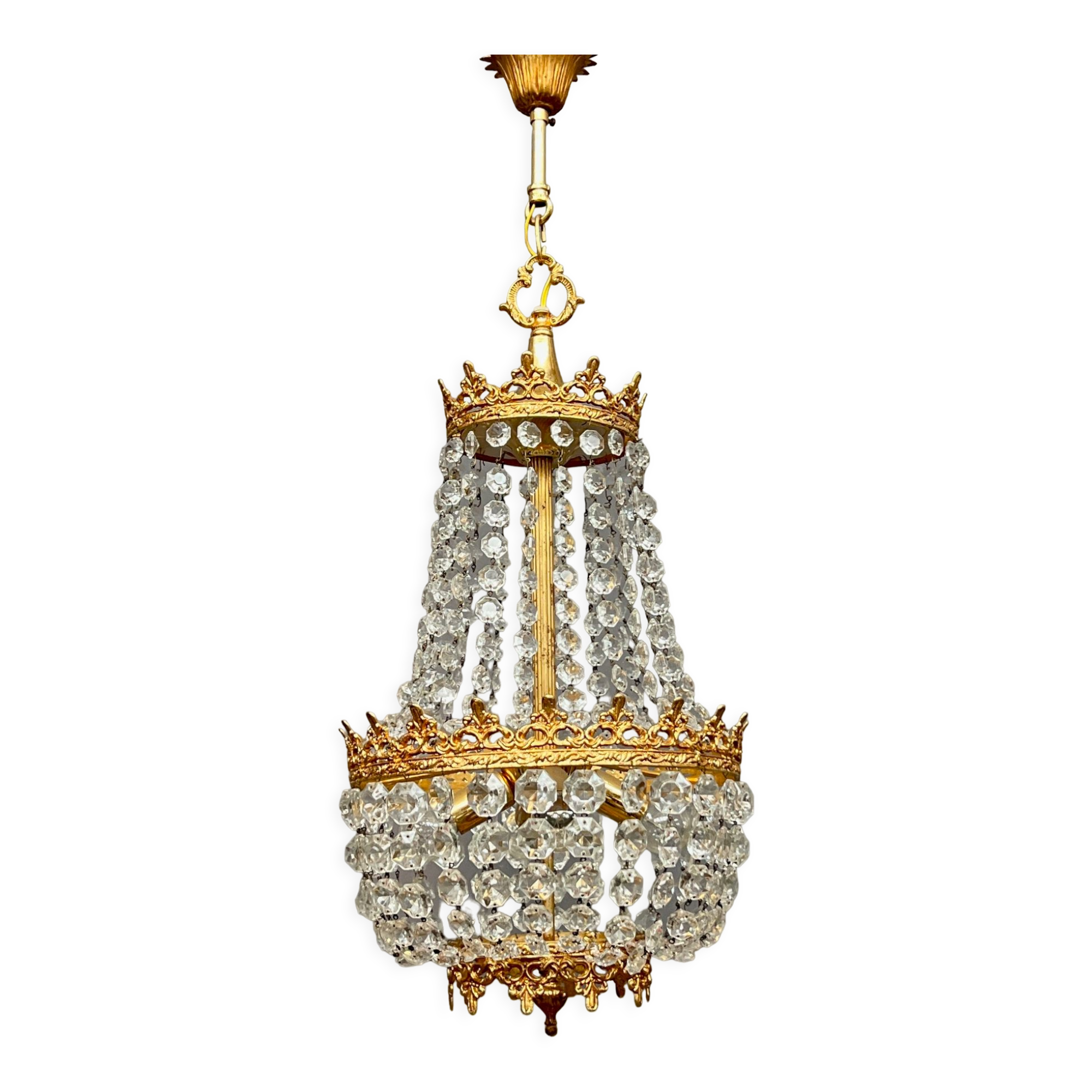Louis XV style chandelier. Gilded bronze, massive ancient crystal.