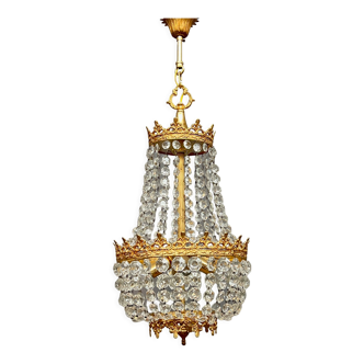 Louis XV style chandelier. Gilded bronze, massive ancient crystal.
