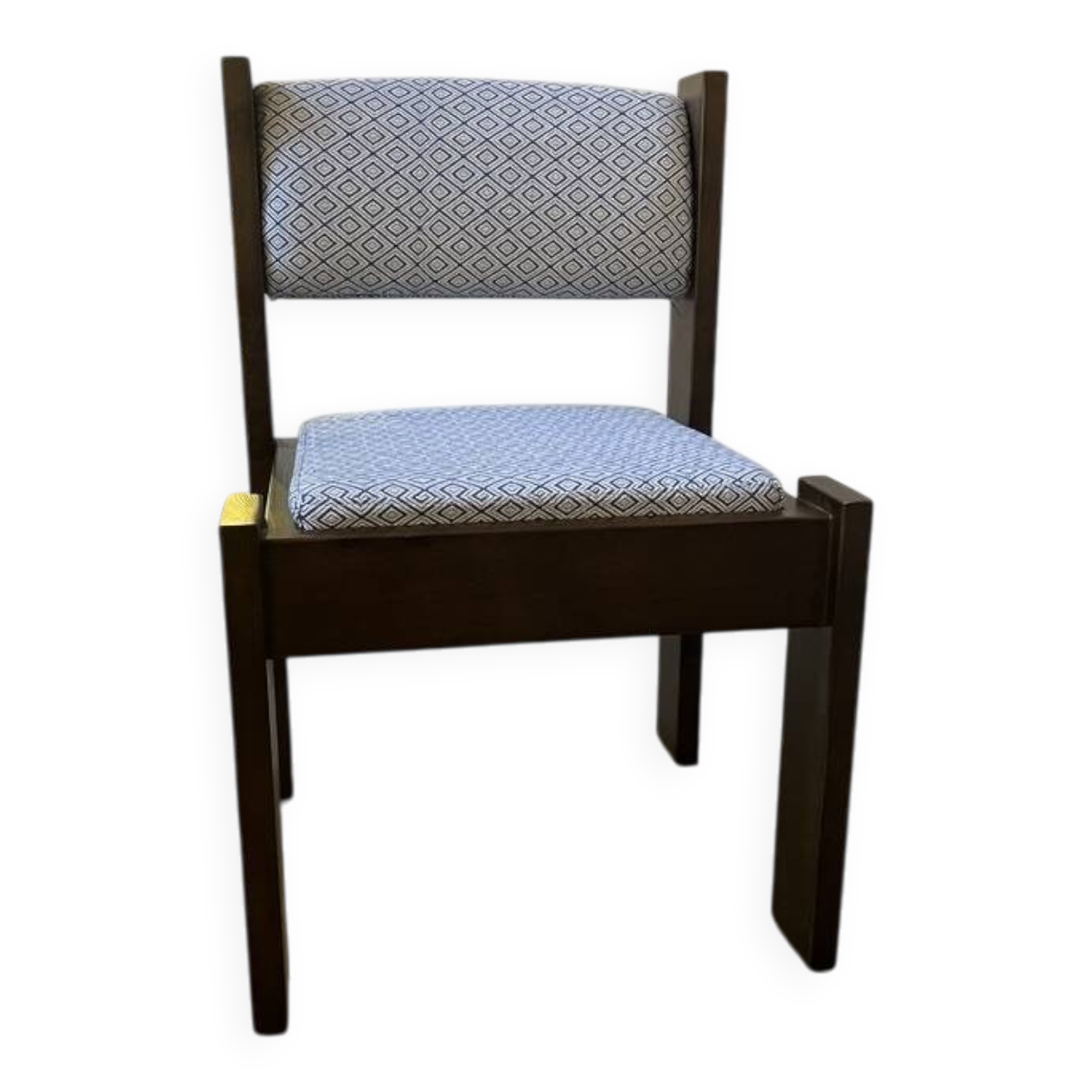 Pair of brutalist chairs in solid wood and jacquard fabric.