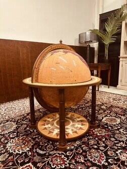 Classic Italian Zoffoli Aries globe bar floor model