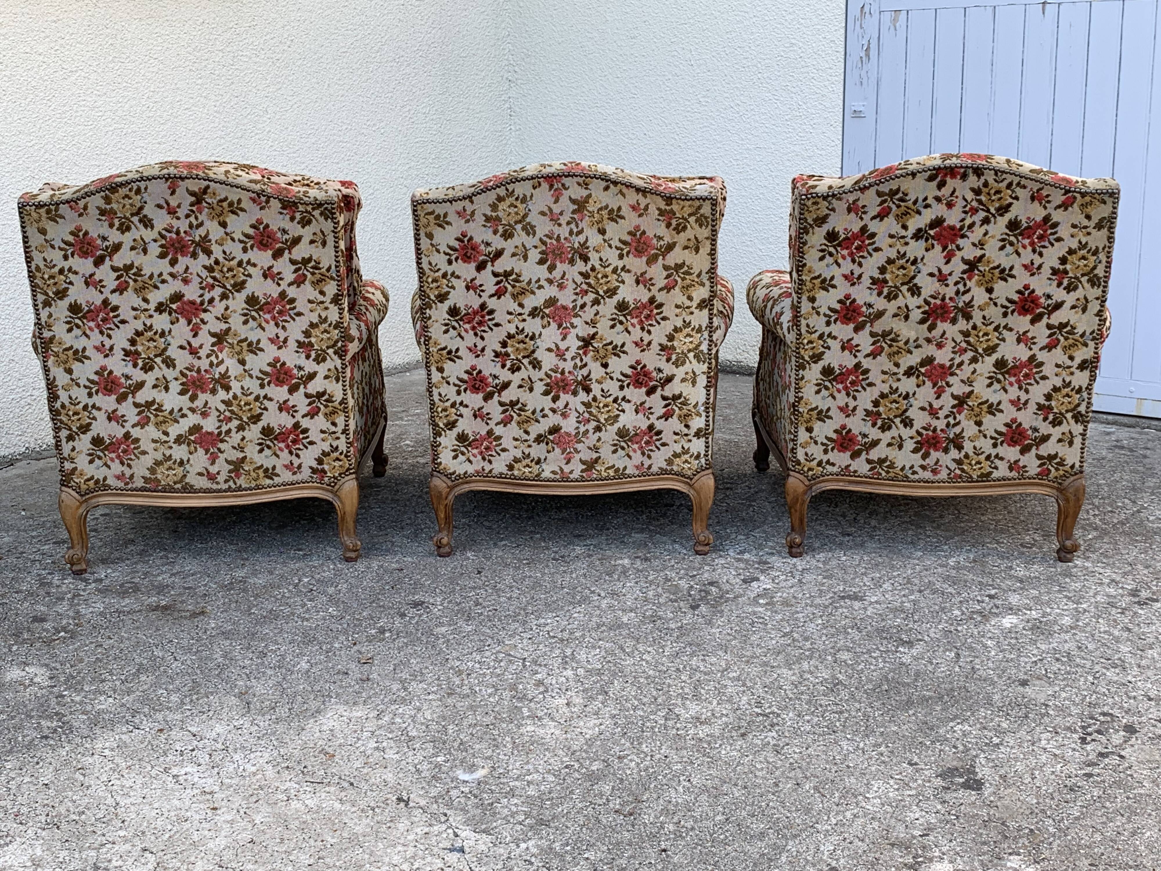 Antique Louis XV style shepherdess armchair in floral flocked fabric