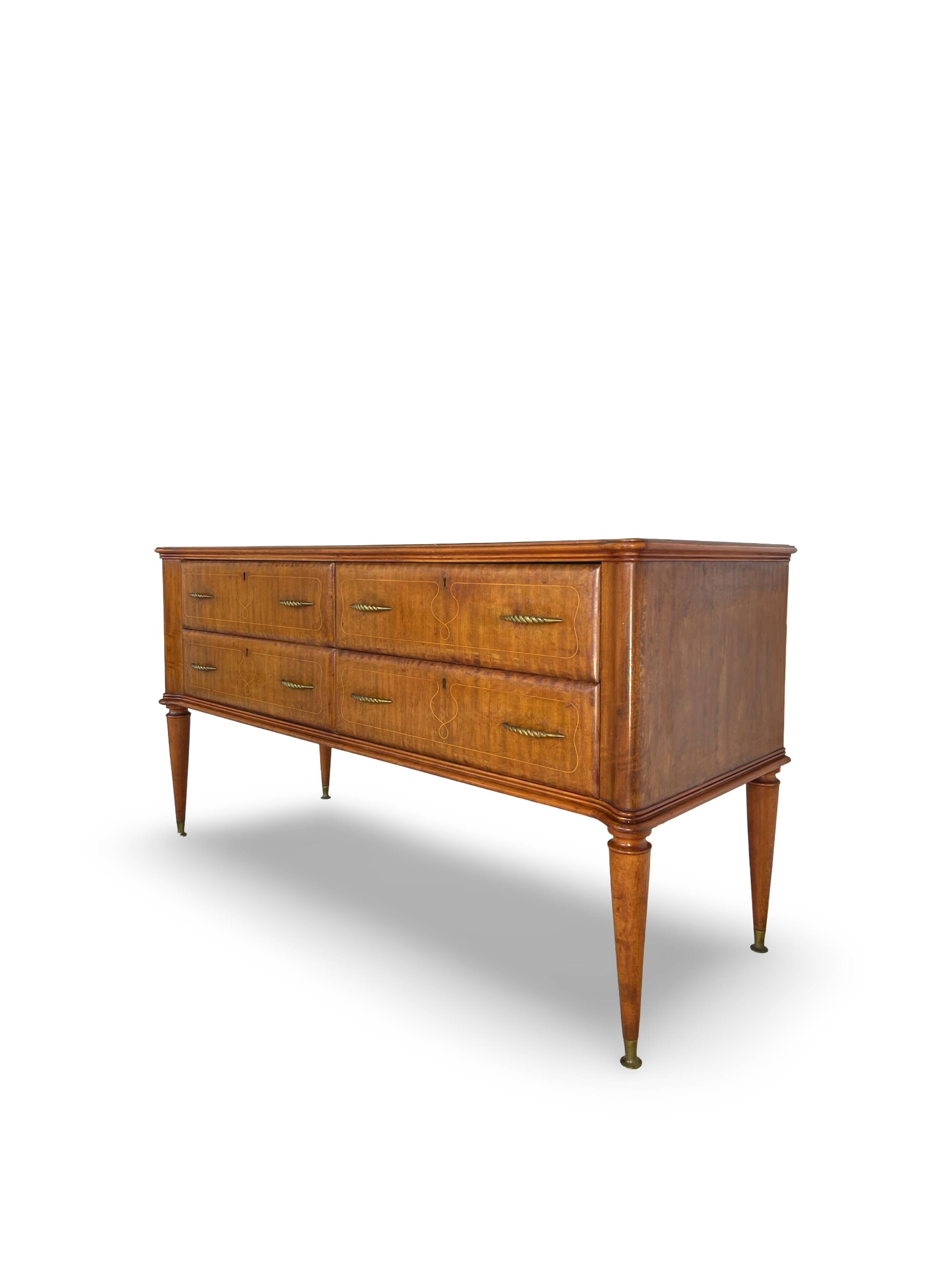 Une commode italienne vintage de style moderne du milieu du siècle