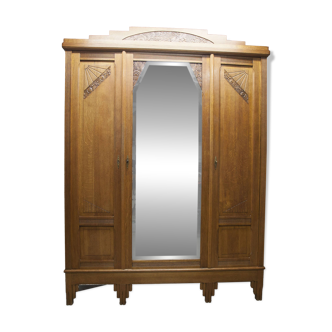 Art Deco oak sculpted wardrobe - Flemish workshop circa 1930