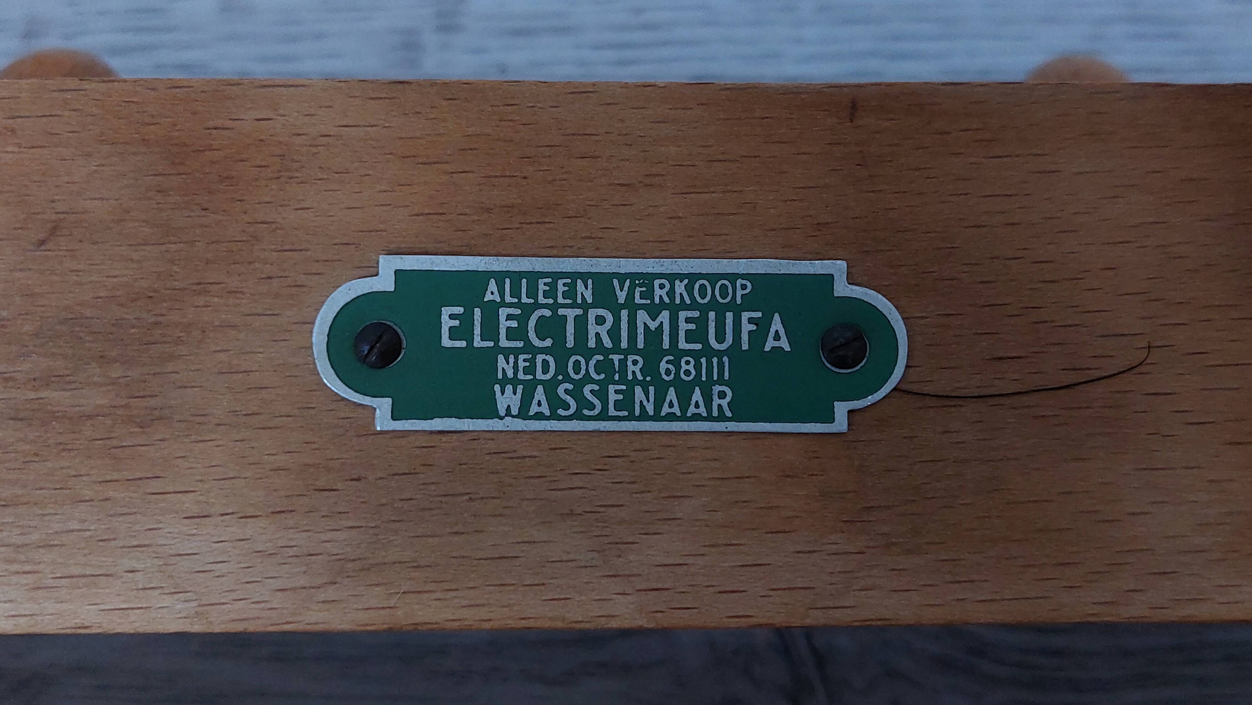 Porte-manteau vintage par Electrimeufa