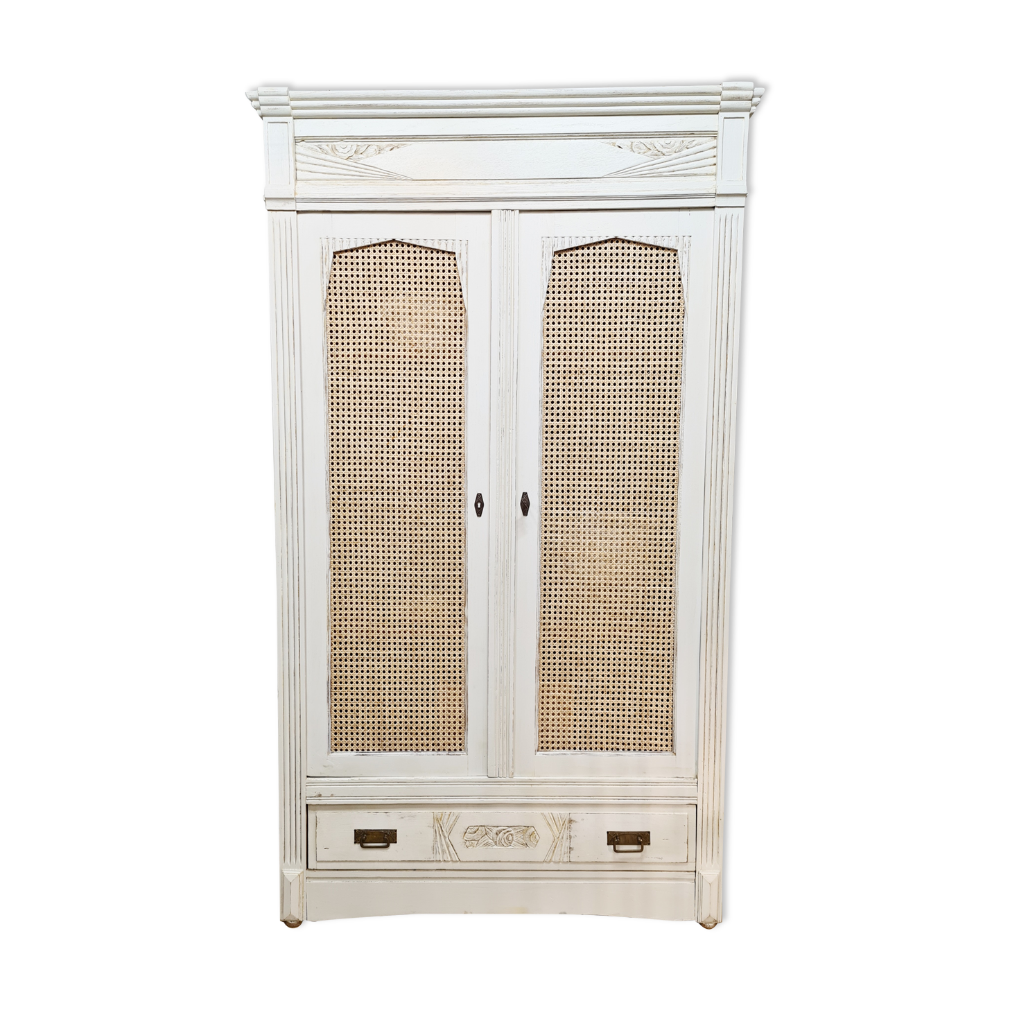 Art Deco wardrobe revisited Shabby chic style with two rattan canning doors