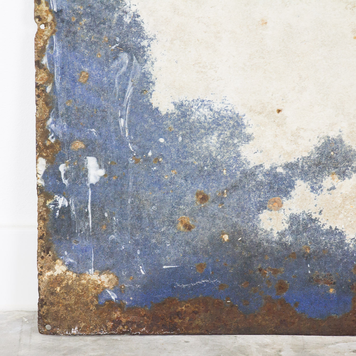 Enamel whiskey sign Dewar’s