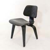 Set of 4 DCW chairs by Charles & ray Eames
