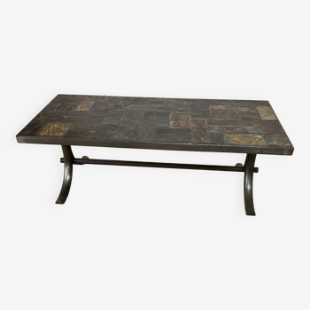 Table basse brutaliste en ardoises, 1960