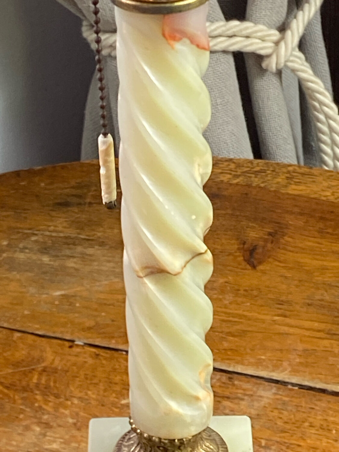 Twisted onyx and bronze lamp