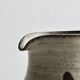 Pichet en céramique artisanale, grès émaillé décor abstrait