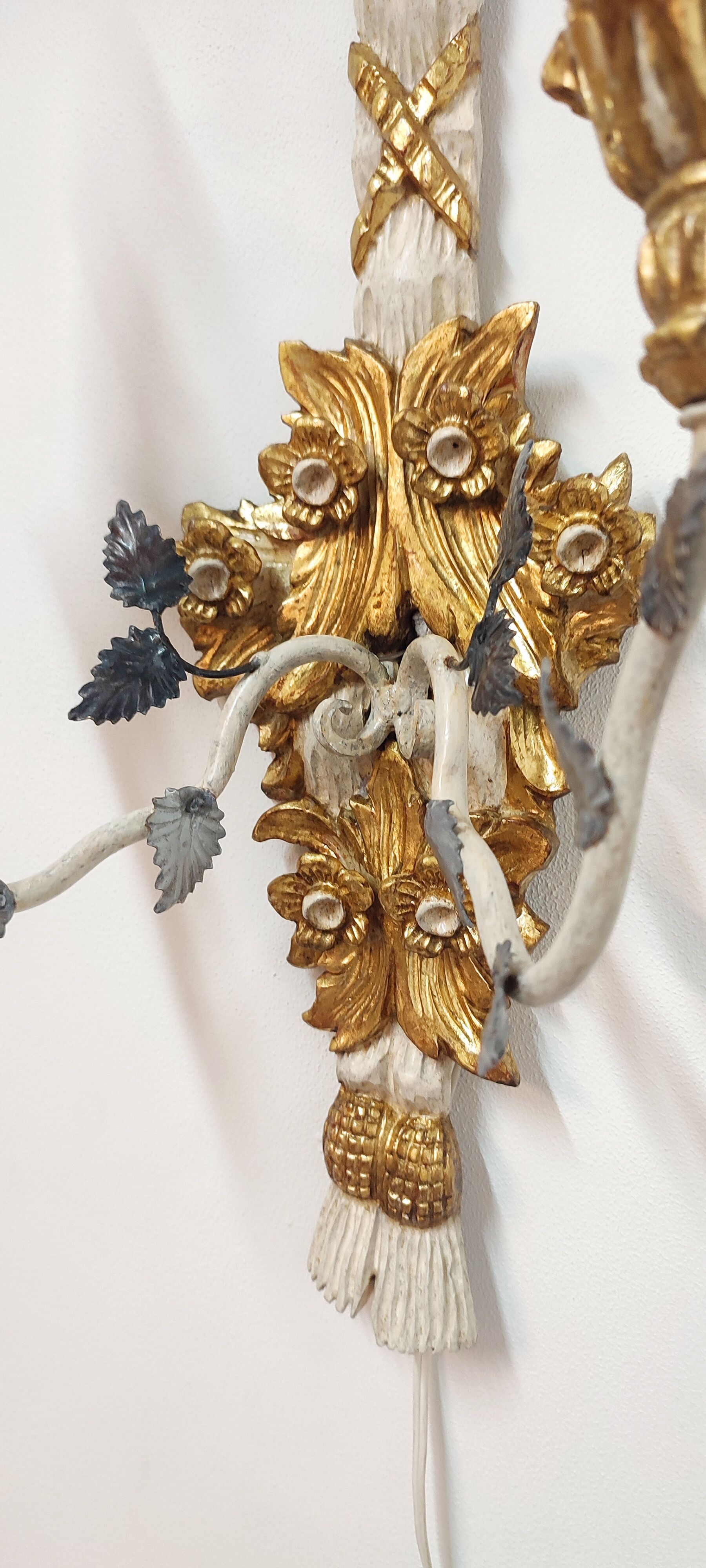 Polychrome beech wood sconces. Spain 1900