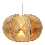 Suspension in wire and wood from the 1970s.