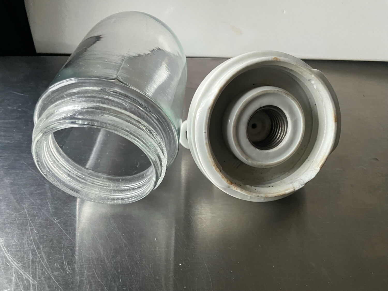 Art deco ceiling pendant lamp in porcelain & glass