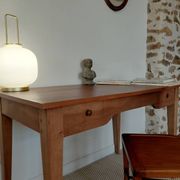 Bureau ancien à double tiroir, pieds gainés, XIXème