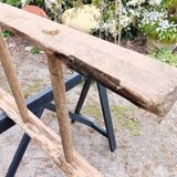 Old wood scale 3.2 m